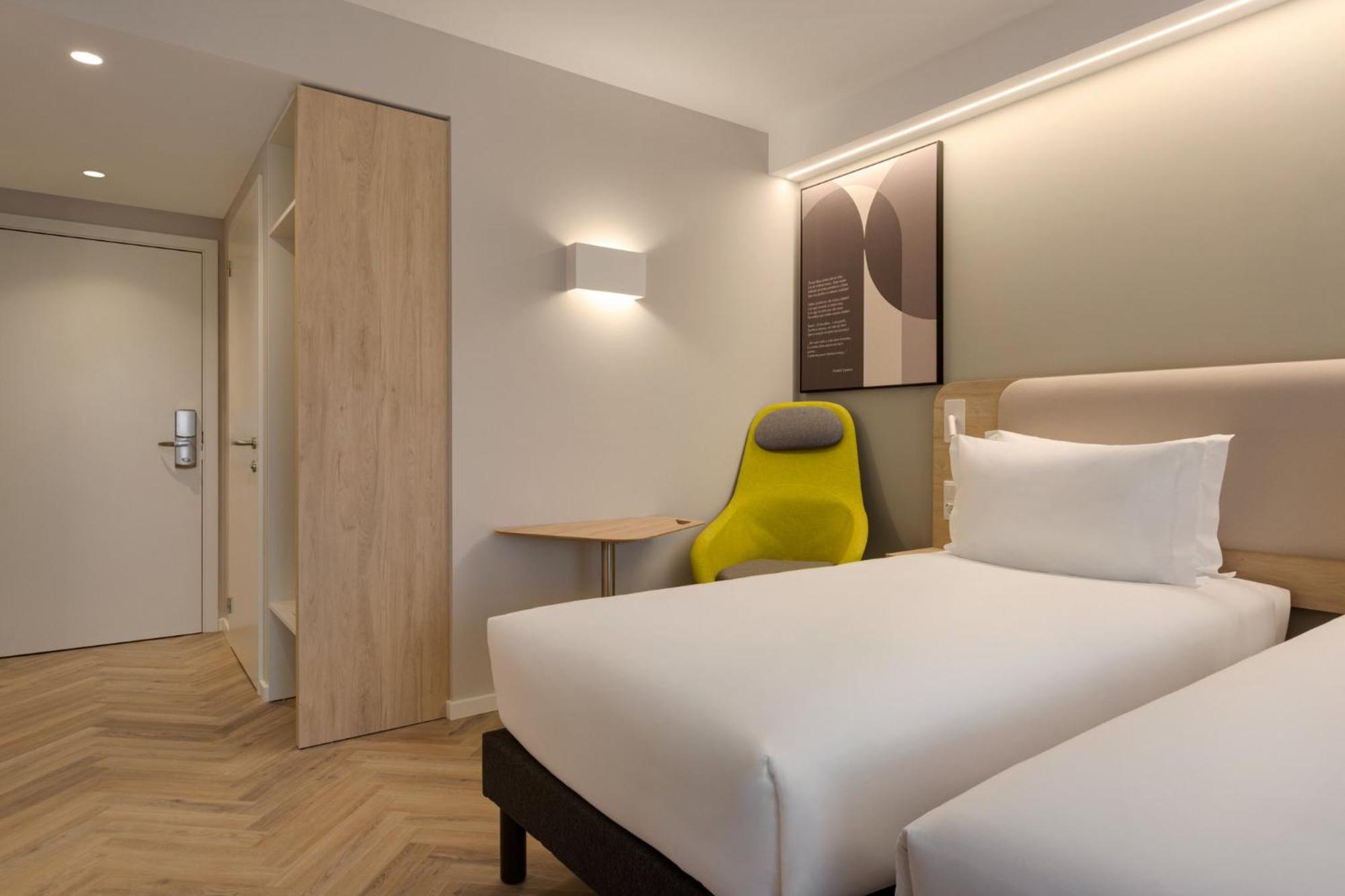 Holiday Inn Express Evora By Ihg ภายนอก รูปภาพ